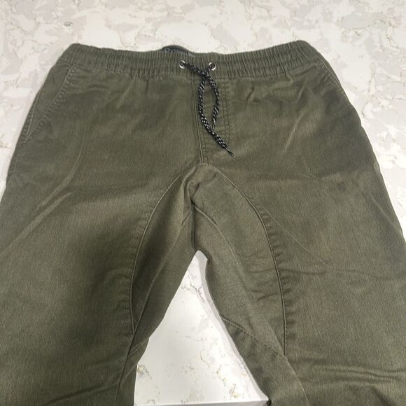 Retrofit Men’s Green Joggers - Picture 2 of 8
